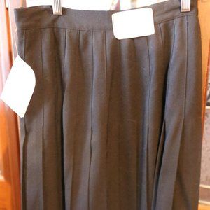 Vintage Women's Wool Pleated Long Skirts - Black - Size 6